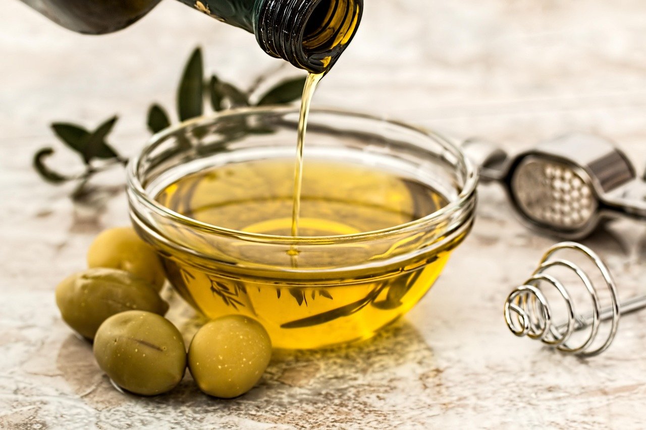 The Anointing Oil of Aaron: How God Consecrated the First High Priest